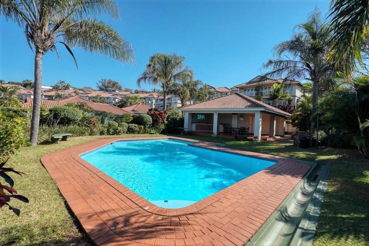 Hendra Estates - Stunning 2 Bedroom Tonwhouse For Rent In Lovely Complex In Durban North! - Photo 2