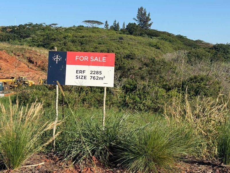 Land close to the main gate - Photo 3