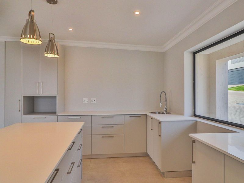 Nestled in the heart of Outeniquasbosch Wildlife Village - Photo 8