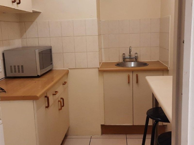 **Student Accommodation in Prime Location** - Photo 3