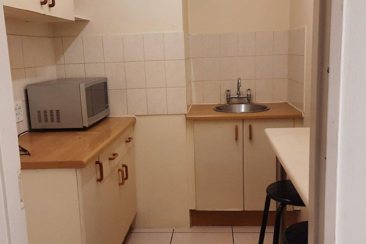 **Student Accommodation in Prime Location** - Photo 3
