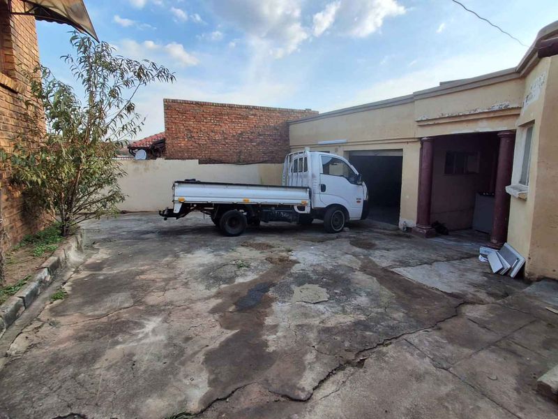 Two Bedrooms house for sale in Atteridgeville - Photo 9
