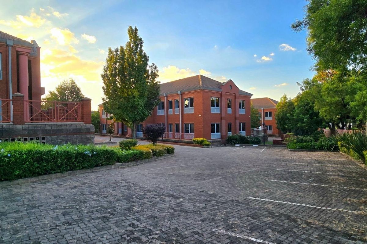 Command the N1: Your New Corporate Headquarters at Erasmus Forum - Photo 5