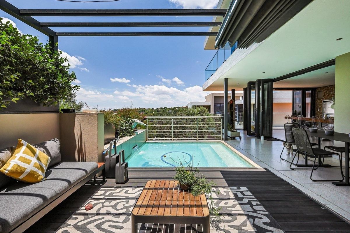 Luxurious Modern Masterpiece - Your Dream Home Awaits ! - Photo 3