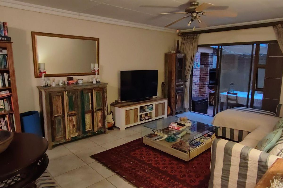 Facebrick, Full Title & Pet Friendly Gem For Sale in New Redruth - Photo 4