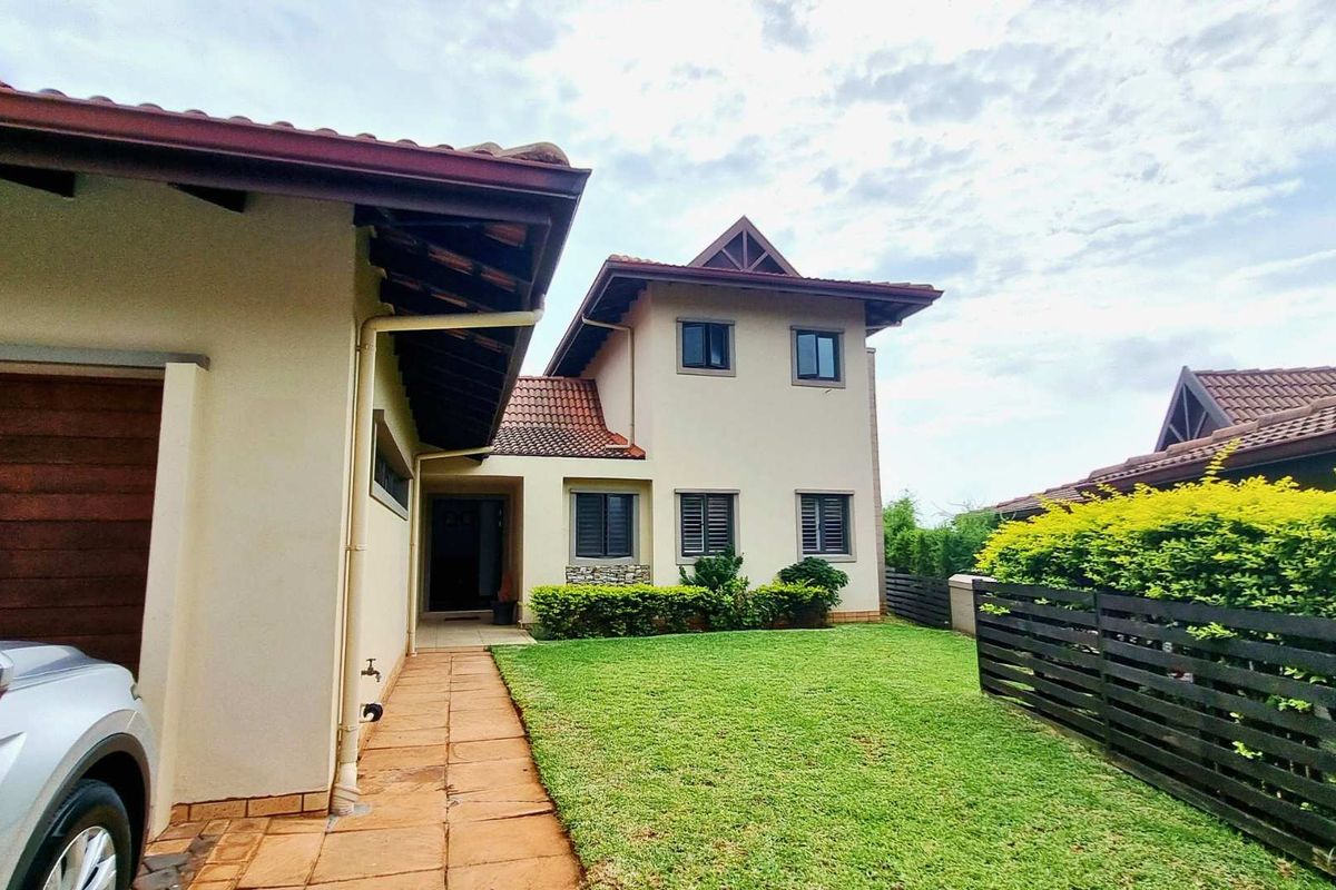 3 Bedroom 2 Bathroom Townhouse with Garden for Sale in Izinga - Photo 2