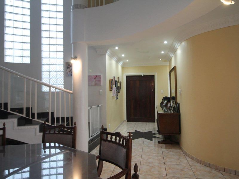 Beautiful Double Story House for Sale - Photo 7