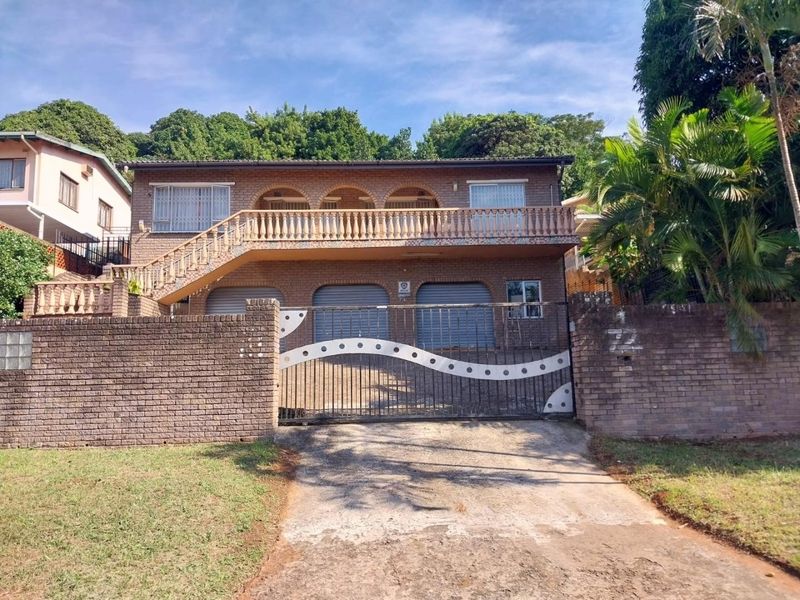 Low-maintenance face brick clinker home - Photo 3