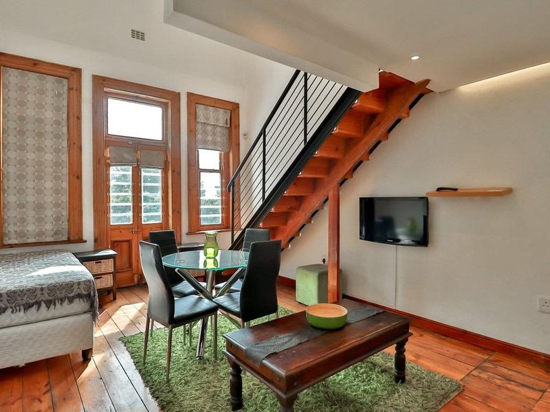 Loft Apartment In the Heart of Woodstock - Photo 1