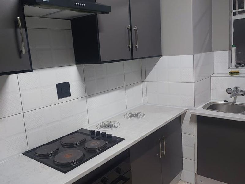 Your dream 4 bedroom apartment is now for sale in Sunnyside - Photo 9