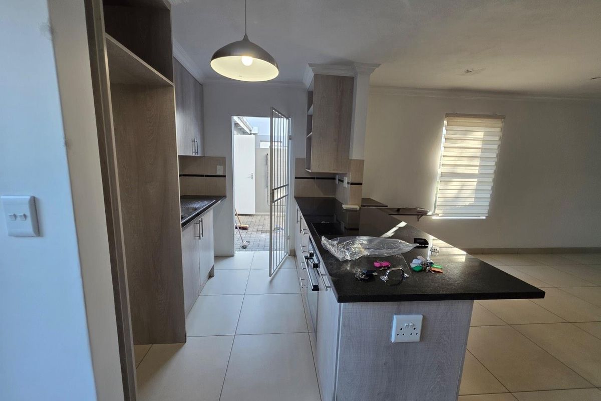 Prime Pretoria East Living: Escape to Leisure Bay - Photo 4