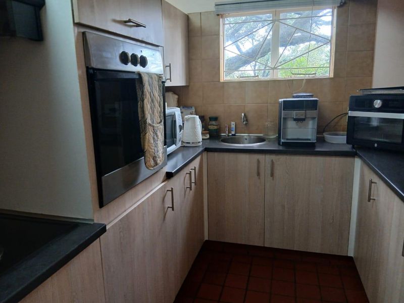 House With 2 Bedroom Self Contained Flat For Sale - Photo 8