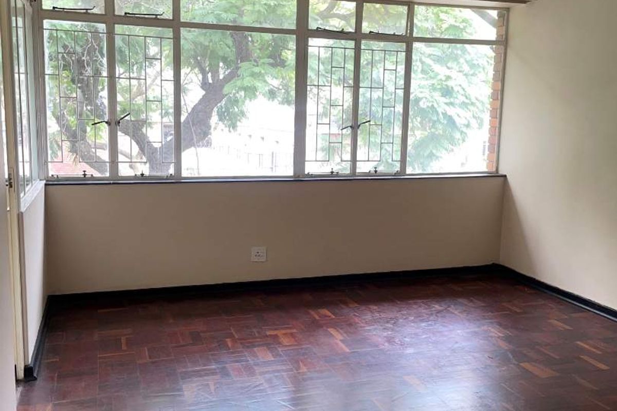 0.5-Bedroom Flat to Let – Thabazimbi, Sunnyside - Photo 5