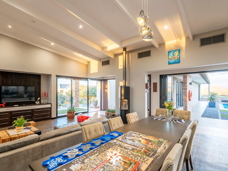 Luxurious Family Home For Sale | Finkenstein | N$10 500 000 - Photo 8