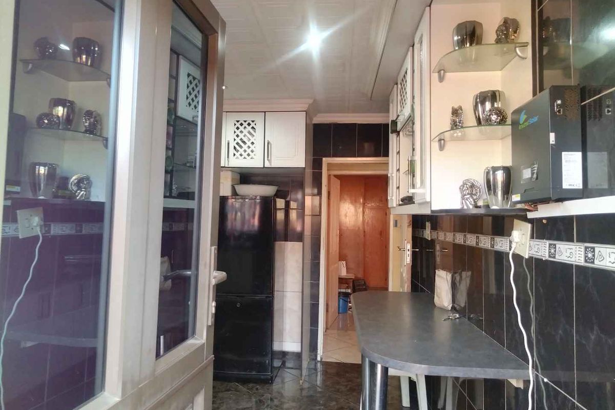 3 bedrooms house for sale in Soshanguve BB - Photo 5