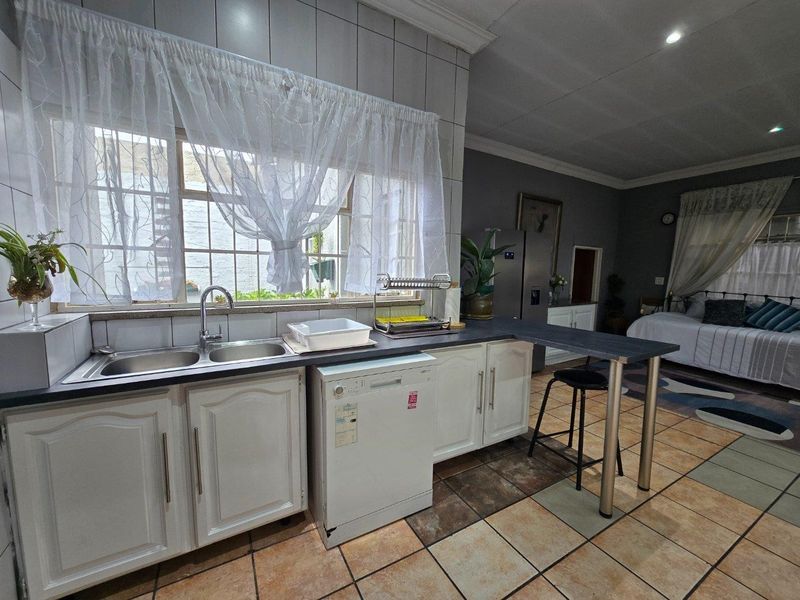 House For Sale in Florentia, Alberton - Photo 10