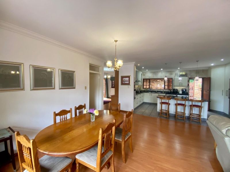 SPACE, PRIVACY AND LUSH SURROUNDS IN THE HEART OF KLOOF - Photo 9