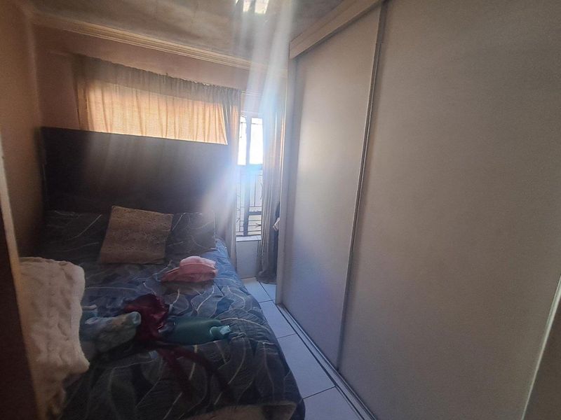 Family House In Ivory Parkl - Photo 4