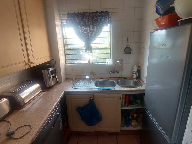 Experience Indoor-Outdoor Bliss in This Beautiful Home! - Photo 6