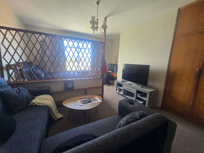 Lock-up-and-go convenience in the heart of Port Elizabeth - Photo 7