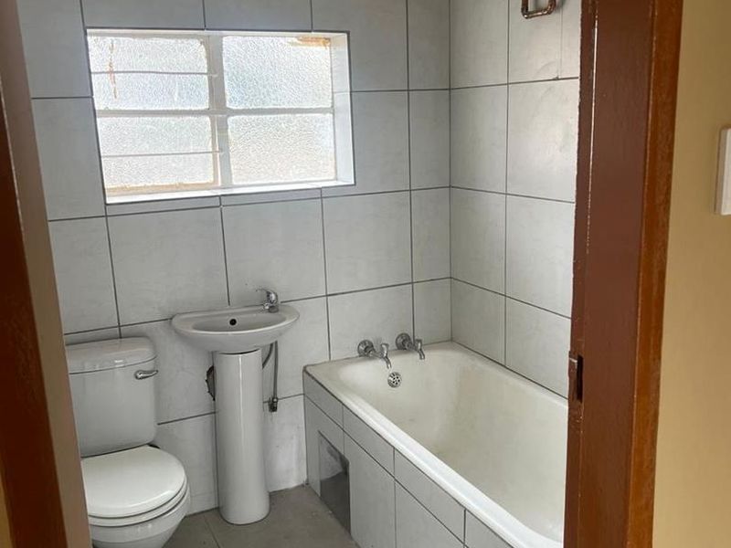 Apartment in Rosettenville - Photo 10