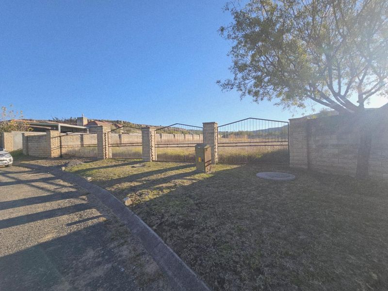 Prime Vacant Land with Stunning Sandstone Wall and Scenic Views - Photo 2