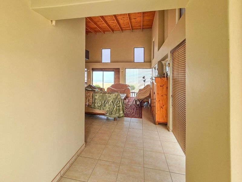 Ext 3 (North Dune), Henties Bay:  SEA VIEW HOME IS FOR SALE - Photo 5