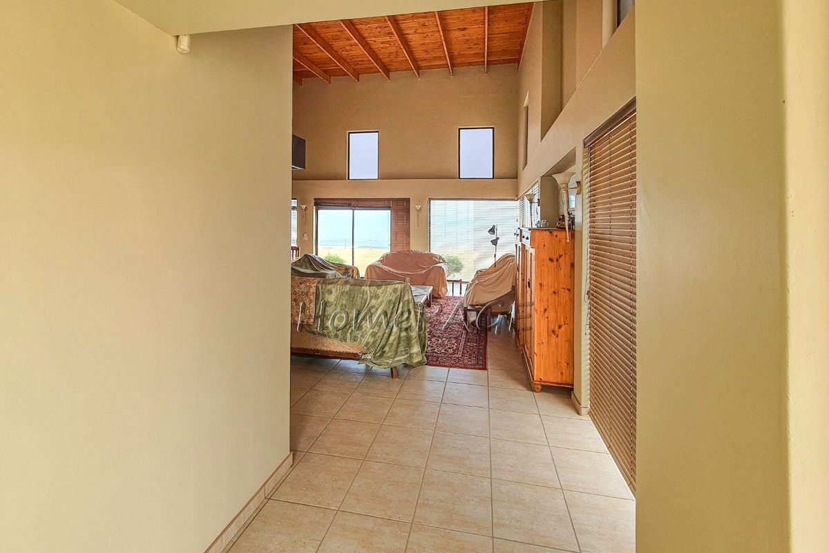 Ext 3 (North Dune), Henties Bay:  SEA VIEW HOME IS FOR SALE - Photo 5