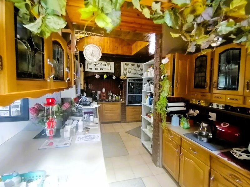 Spacious 5 Bedroom Family Estate - Photo 4