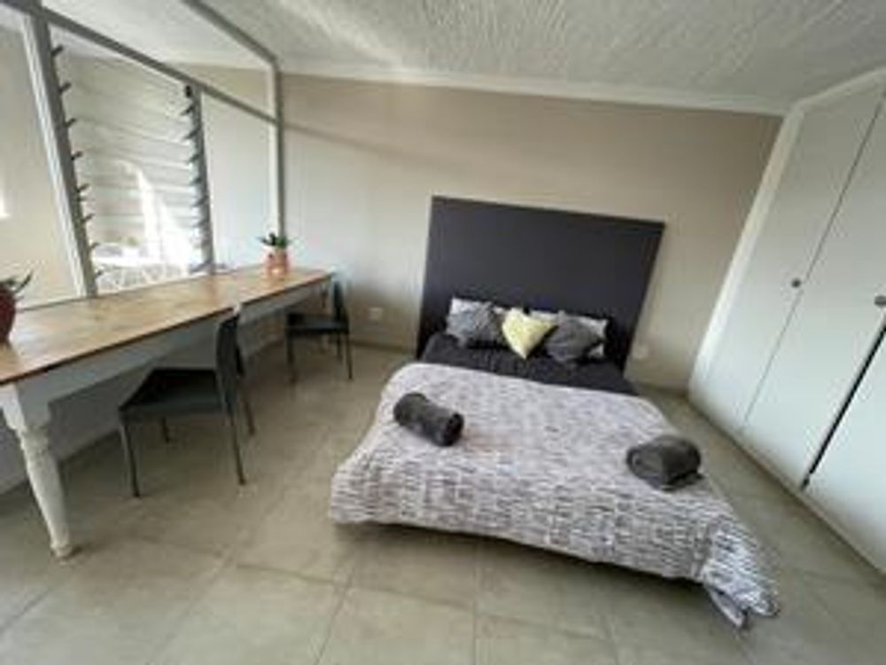 Main Bedroom – Spacious