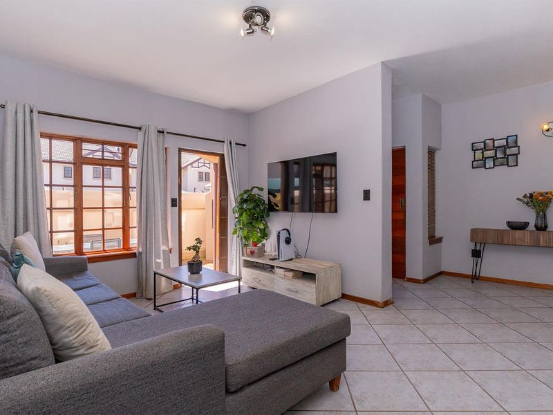 FULL TITLE DUPLEX - Photo 7