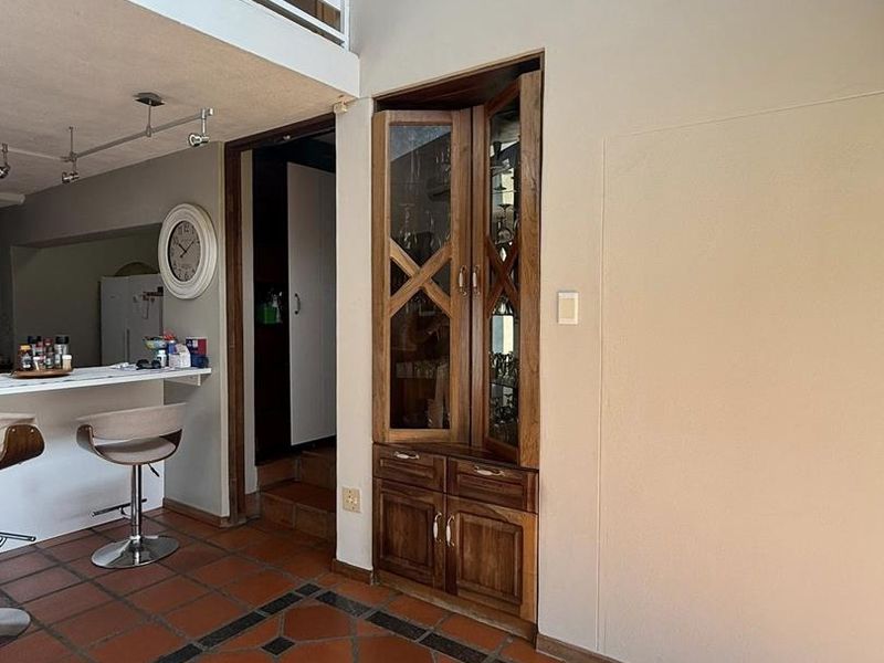 Beautiful 5 bedroom house for sale in Ludwigsdorf Klein Windhoek - Photo 9