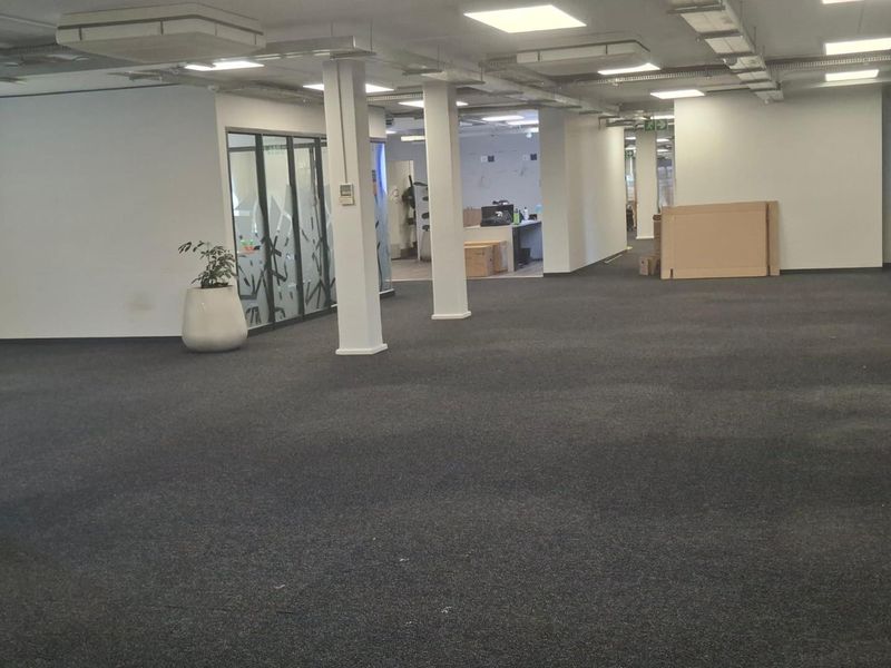 Premium 685m2 Office Space in Essex Gardens, Westville - Photo 9