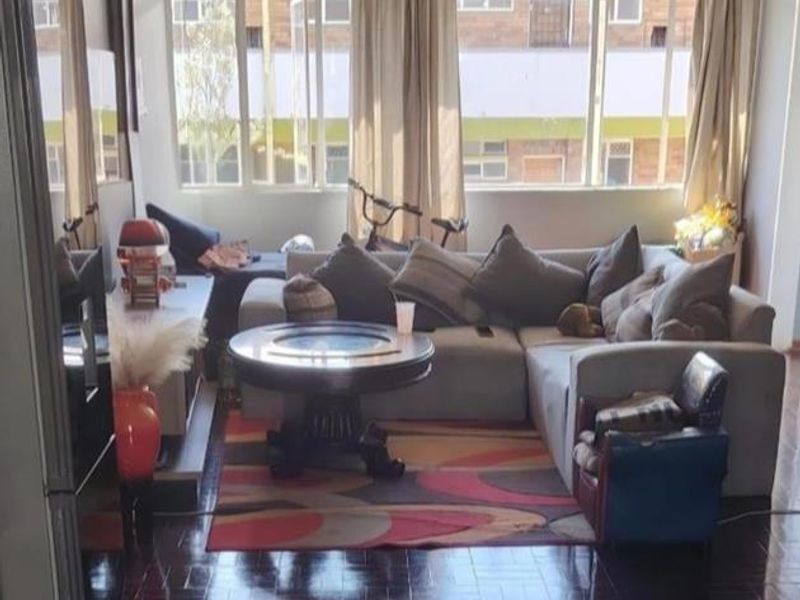Two and half bedrooms flat for sale in Sunnyside - Photo 4