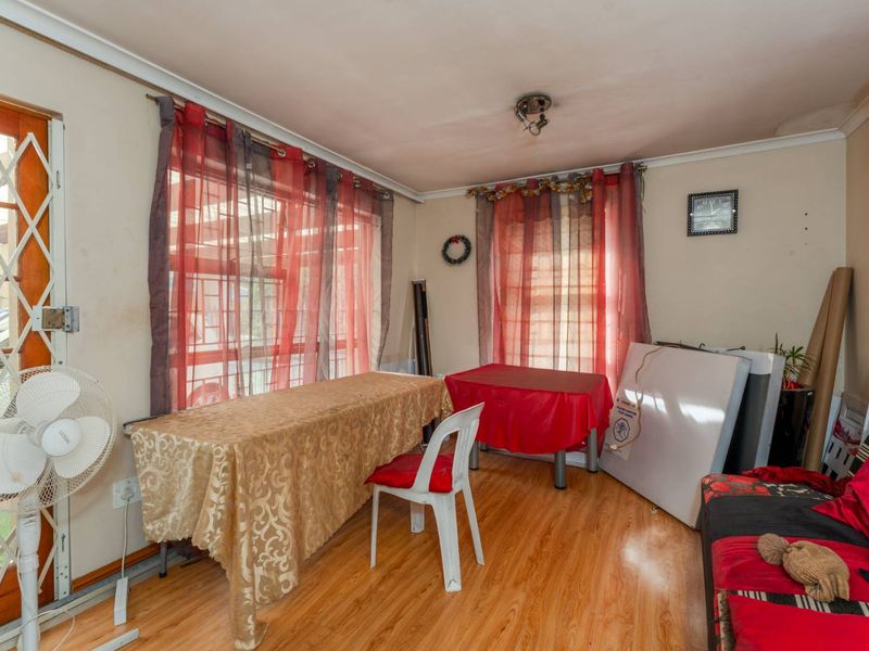 Charming 3-Bedroom Home in a Cul-de-Sac | Great Value & Potential - Photo 5