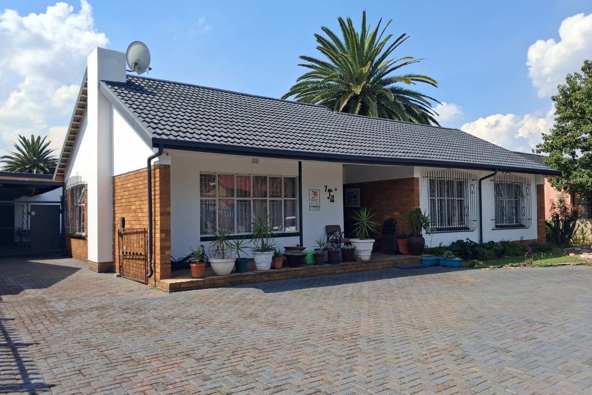 3 Bedroom House For Sale in Vanderbijlpark SE6 - Photo 5