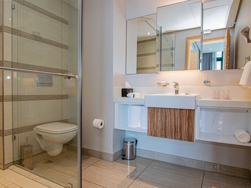 2 BEDROOM 2 BATHROOM - Photo 9