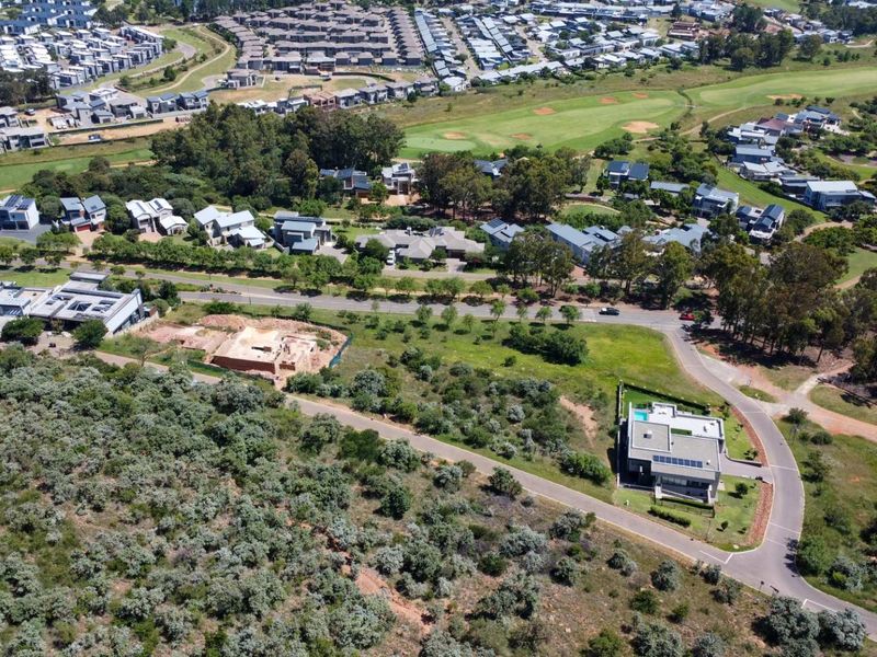 Exceptional piece of land, with mountain views and pre approved plans. - Photo 5