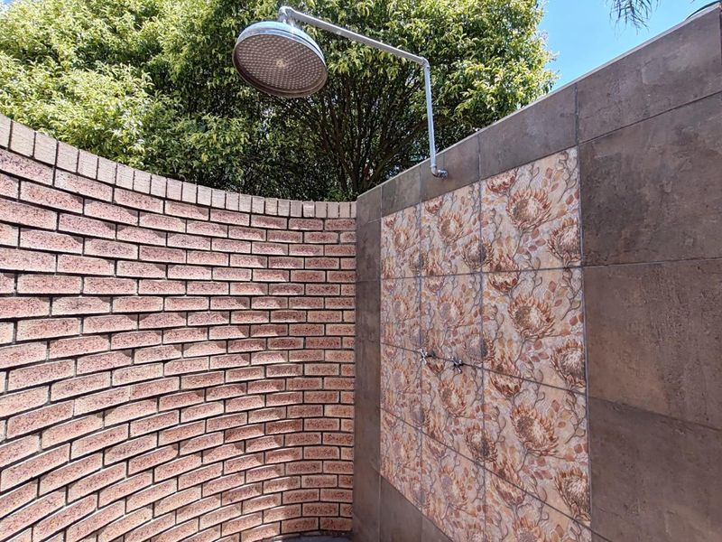 Elegant Serenity Nortons Home Estate - Photo 8