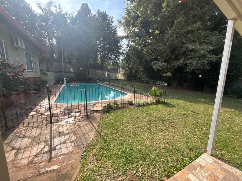 5 Bedroom Family home for Sale in Westville - Photo 4
