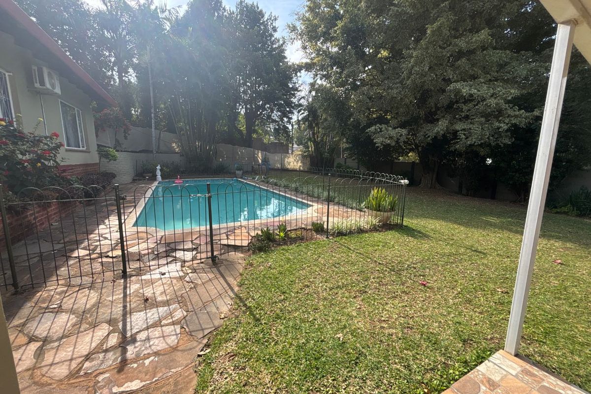 5 Bedroom Family home for Sale in Westville - Photo 4
