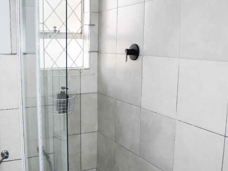Spacious Fully Furnished Bachelor Flat for Rent – Eros - Photo 1