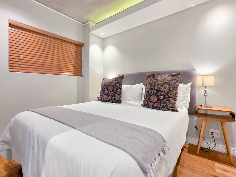 Unlock City Living & Returns | Balcony | Park Bay | Pool & Airbnb Potential - Photo 6