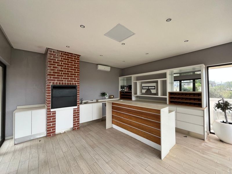 6 Bedroom House for Sale in Sheffield Beach Ballito - Photo 7