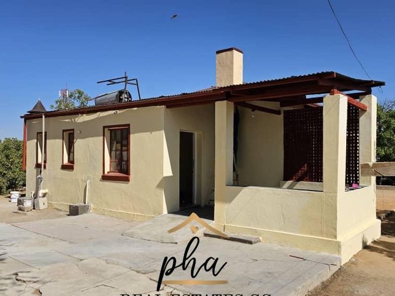 3 Bedroom house for sale in Usakos - Photo 3