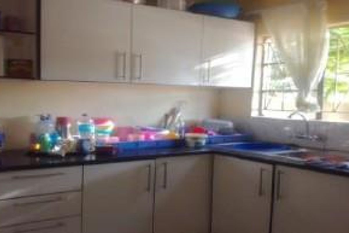 3 Bedroom House For Sale - Photo 4