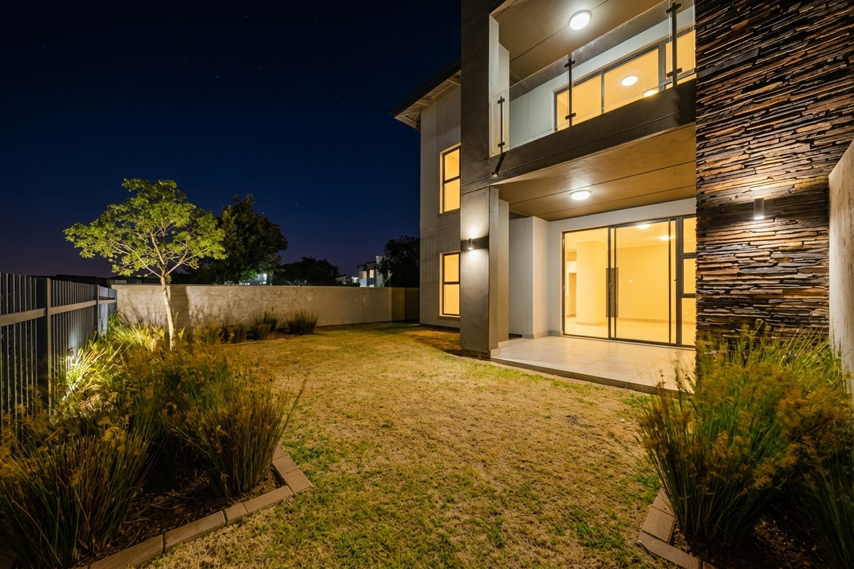 Step Out, Not Up | Ground-Floor Living in Haymarket - Photo 4