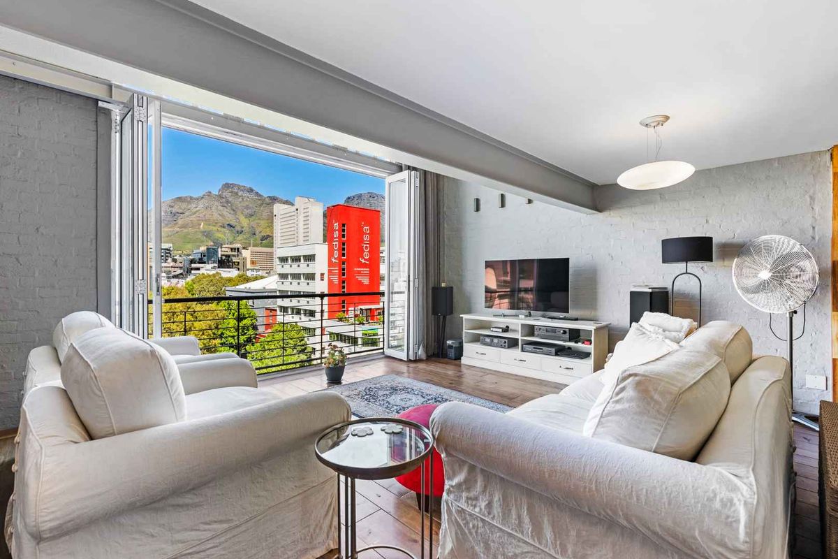 Exquisite Loft Living with Iconic Table Mountain Views - Photo 2