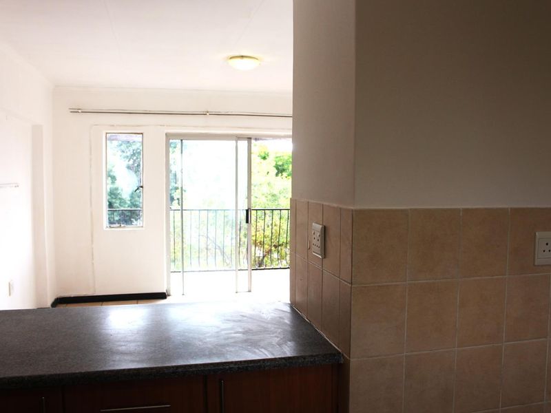 Two-Bedroom apartment - Photo 6