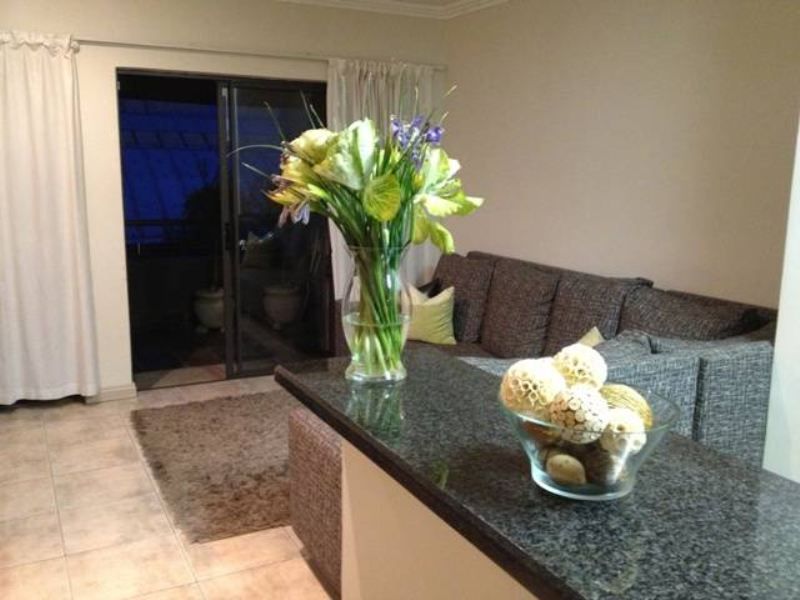 2 bedrooms Apartment in RIVONIA - Photo 3